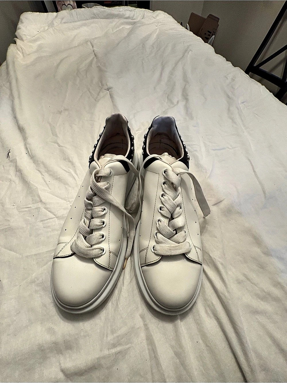 Alexander McQueen Studded Oversized Sneaker Sneakers White & Black EU 37